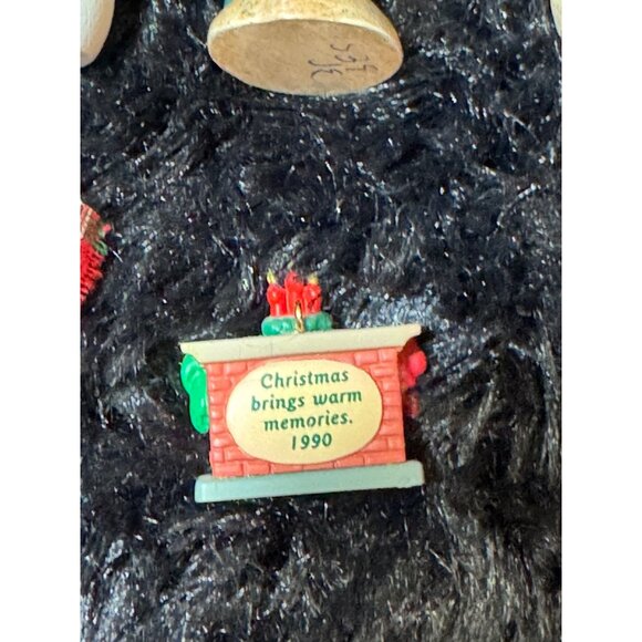 Vintage Christmas Miniature Figurines Lot Of 11 Holiday Decor - Picture 3 of 6